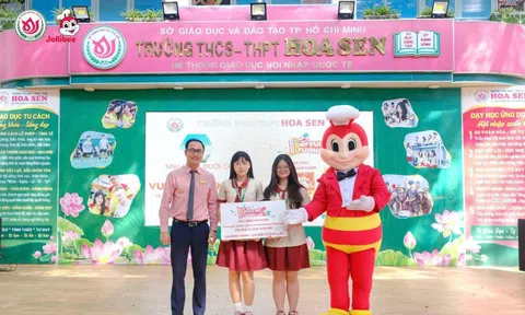 Jollibee trao 150 học bổng đến học sinh qua dự án “Vui Mở Tương Lai”