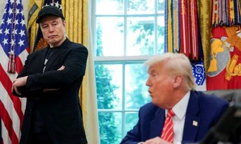 Tỷ phú Elon Musk hối hận vì bình luận "đi quá xa" về Tổng thống Trump