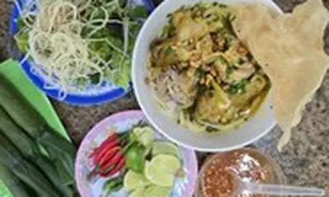 Mì Quảng Sâm, từ quán lề đường đến ngày cả ngàn tô