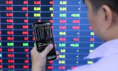 Hoàn thiện khung pháp lý thúc đẩy phát triển thị trường chứng khoán Việt Nam