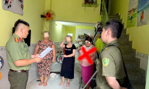 Bắt Lê Hoàng Ngọc Mai khi đang nằm võng "chốt đơn" bán hải sản