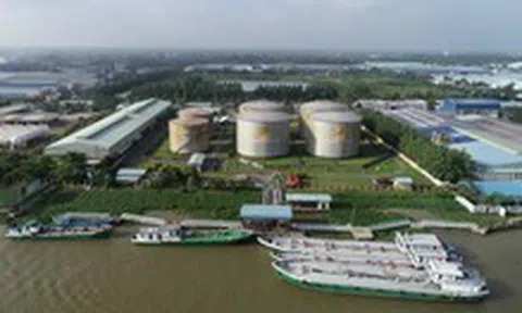Tin tức sáng 13-6: VNG của ông Lê Hồng Minh muốn đổi tên; Ngân hàng giảm hàng ngàn nhân sự