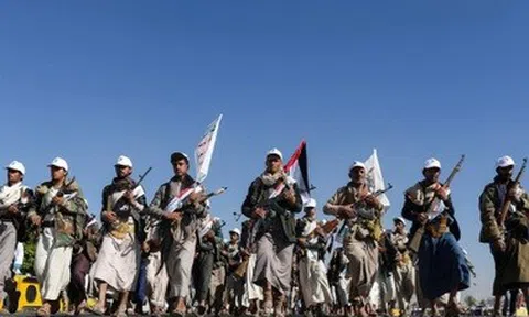Israel tấn công cuộc họp kín của lãnh đạo Houthi, 10 thi thể được tìm thấy?