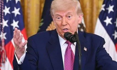 Ông Trump: Quân đội Mỹ sẽ trả đũa "tất tay" nếu Iran tấn công