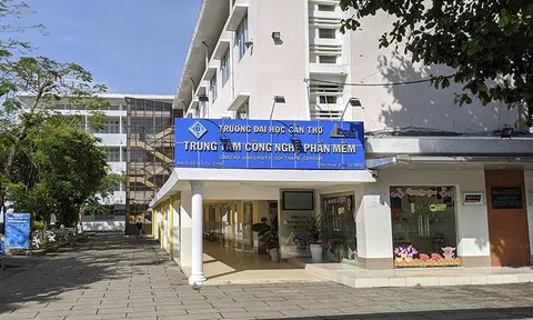 Tác động của chất lượng dịch vụ đào tạo đến sự hài lòng của sinh viên tại Trung tâm Công nghệ Phần mềm Đại học Cần Thơ