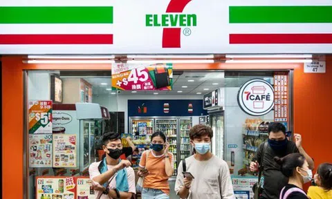 Vừa chân ướt chân ráo đổ bộ Thủ đô, 7-Eleven đã thể hiện quyết tâm giành thị phần: Mở tiếp cửa hàng thứ 2 chỉ sau 11 ngày