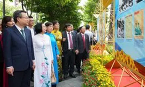 Khai mạc triển lãm ảnh Báo chí cách mạng Việt Nam - Một thế kỷ đồng hành cùng dân tộc
