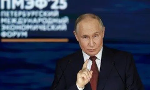 Ông Putin: Ukraine không cần đầu hàng, Nga có thể giành thêm lãnh thổ