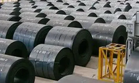 Nhập khẩu thép HRC khổ rộng từ Trung Quốc tăng sốc, nhiều doanh nghiệp 'khóc ròng'