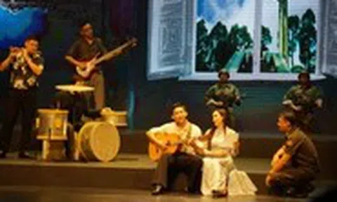 Xúc động vở kịch về phong trào của trí thức, văn nghệ sĩ Sài Gòn những năm chống Mỹ