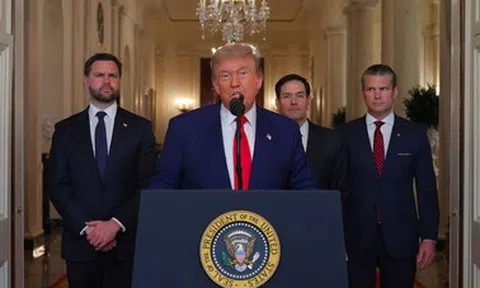 Ông Trump ám chỉ sẽ tấn công nếu Iran tái thiết chương trình hạt nhân