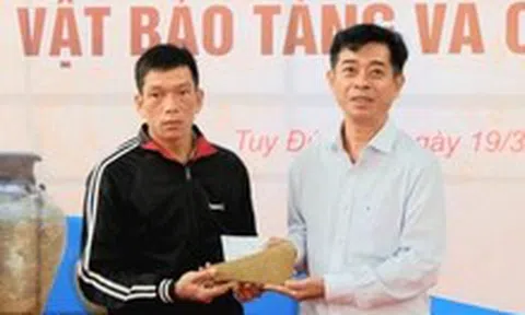 Sau kêu gọi của chủ tịch tỉnh, Bảo tàng Đắk Nông được trao tặng gần 300 hiện vật quý