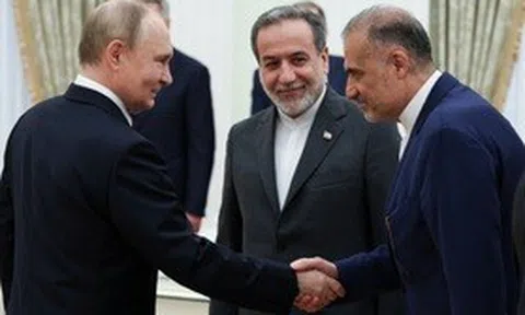 Cách Iran tăng cường quan hệ với Nga giữa xung đột Trung Đông