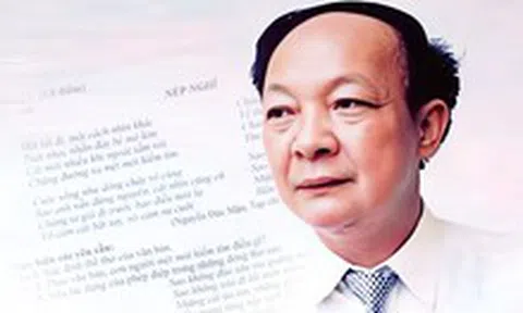 Nhà thơ Nguyễn Đức Mậu nói gì khi bài thơ Nếp nghĩ của ông vào đề thi tốt nghiệp THPT?