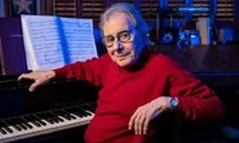 Lalo Schifrin, nhà soạn nhạc phim Mission: Impossible, qua đời ở tuổi 93