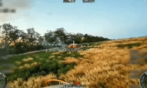 Xe thiết giáp Ukraine "lì lợm" chống bầy UAV Nga, pha cuối khốc liệt