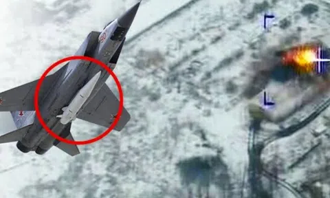 MiG-31 và Tu-95 Nga đồng loạt cất cánh: Nga giáng đòn sấm sét