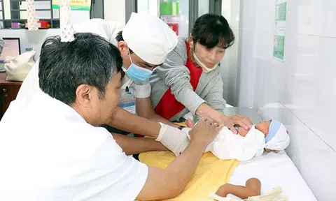 11 nhóm được hưởng 100% chi phí khám, chữa bệnh từ ngày 1/7/2025