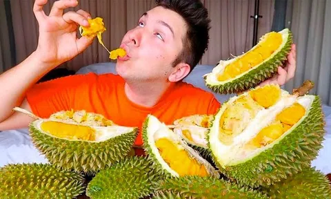 Buffet sầu riêng ăn thoả thích suốt 1 tiếng đồng hồ chỉ với 199.000 đồng/người: Ai đứng sau?