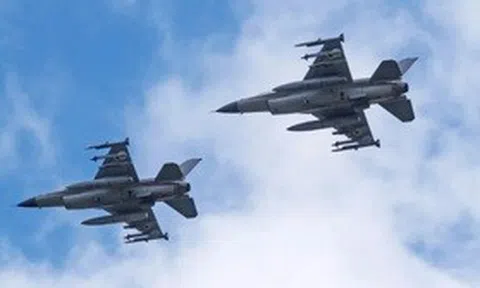 Ukraine mất thêm tiêm kích F-16, Tổng thống Zelensky ra lệnh khẩn