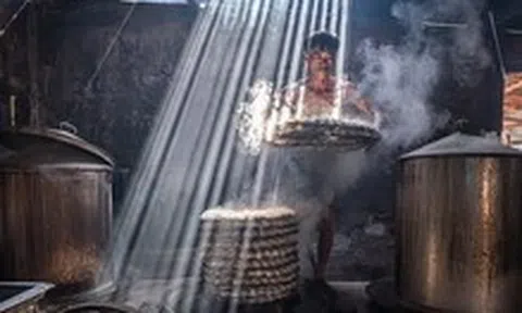 Bác sĩ tai mũi họng Bệnh viện TP Thủ Đức đoạt giải nhất ảnh ẩm thực thế giới với 'Bánh hỏi'