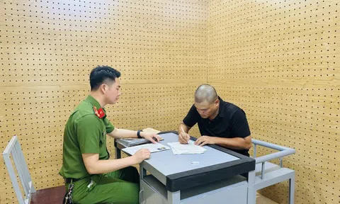 Nguyễn Tiến Vũ đã ra đầu thú