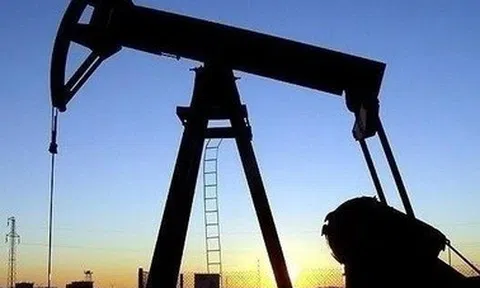 Mỹ áp thêm trừng phạt với hoạt động dầu mỏ của Iran