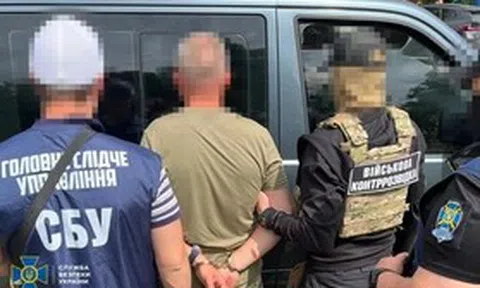 Ukraine bắt đại tá không quân bị cáo buộc làm gián điệp cho Nga