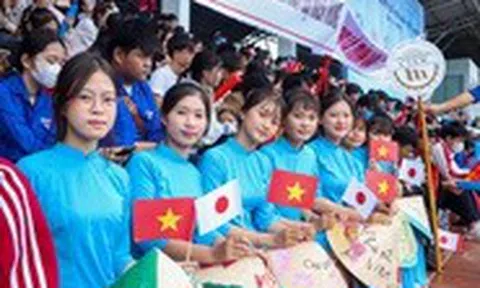Sôi nổi giải bóng đá gắn kết văn hóa Việt - Nhật 2025