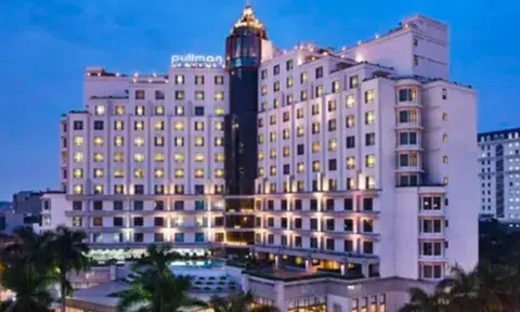 Nam ca sĩ đánh bạc hơn 4,3 triệu USD tại Khách sạn Pullman