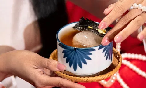 Cocktail ốc luộc, bột lọc heo quay gây chú ý ở Huế