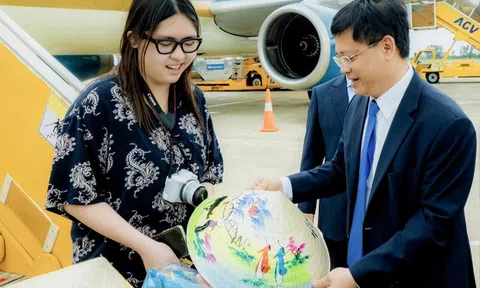 Lấy di sản làm điểm tựa, du lịch Huế bứt phá ngoạn mục