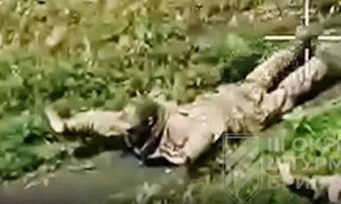 Ukraine lần đầu bắt giữ binh sĩ Nga bằng UAV và robot chiến đấu