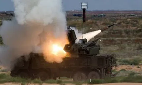 Ukraine không kích dồn dập, vùng Kursk rung chuyển