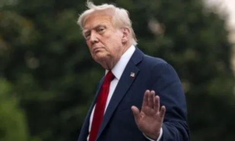 Tổng thống Trump: Mỹ sẽ gửi tên lửa Patriot cho Ukraine