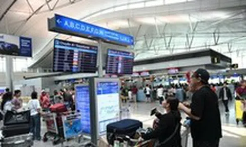 Khách đi tour Úc phẫn nộ vì delay chuyến bay kéo dài của Jetstar