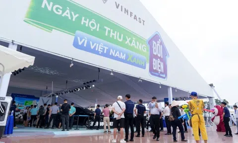 “Thu xăng – Đổi điện”: Khi chuyển đổi xanh không còn là khẩu hiệu
