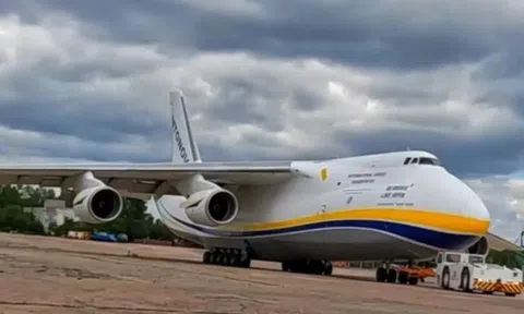 Ukraine lên tiếng việc máy bay vận tải hạng nặng bất ngờ xuất hiện ở Kiev