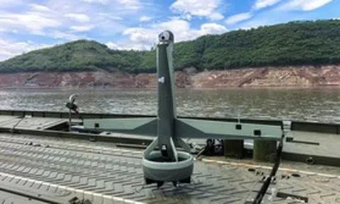 Trung Quốc ra mắt UAV mới có khả năng cất cánh thẳng đứng như tên lửa