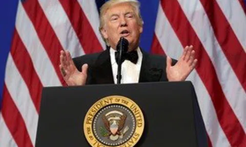 Tổng thống Trump ký luật mới về tiền số