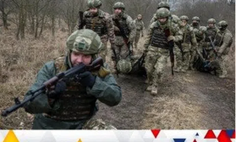 Ukraine đối mặt với thách thức chưa từng có ở Pokrovsk: Rút nhanh còn kịp?