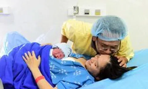 Tin tức sáng 21-7: Công ty BĐS giải trình vì cổ phiếu 'nóng'; Trợ cấp thai sản mới bao nhiêu?