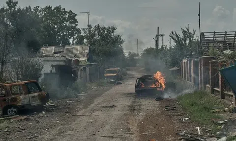 "Con đường tử thần" xuất hiện ở Pokrovsk, Nga sắp tổng tiến công Ukraine?