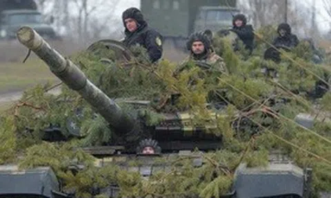 NATO lập “ví chiến đấu” 10 tỷ USD hỗ trợ Ukraine