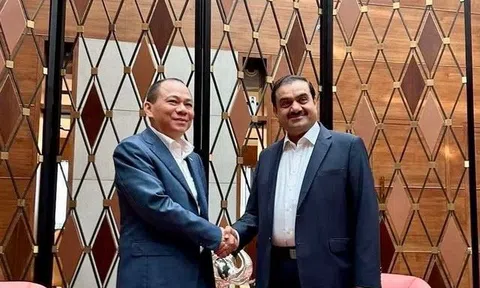 2 năm từ khi ông Phạm Nhật Vượng gặp vị tỷ phú Ấn Độ muốn đầu tư 10 tỷ USD vào Việt Nam, VinFast đã làm những gì ở quốc gia tỷ dân?