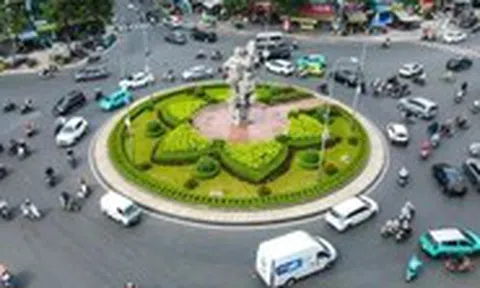 Ba nút giao lớn ở TP.HCM sắp 'đổi đời' bằng cầu vượt, người dân mong từng ngày