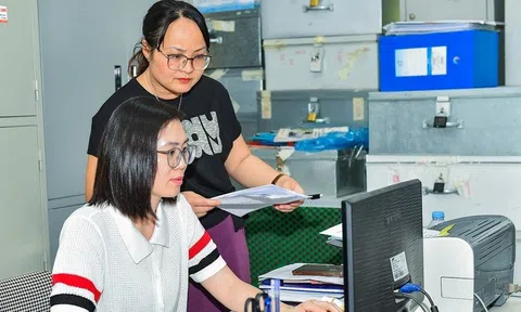 Điều kiện để công chức được kéo dài thời gian giữ chức vụ đến tuổi nghỉ hưu