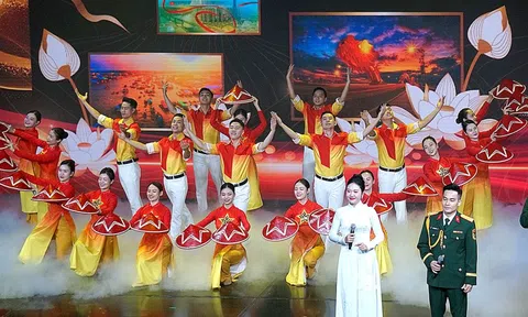 Nghẹn ngào nghe lại ‘những câu thơ viết nên hình đất nước’