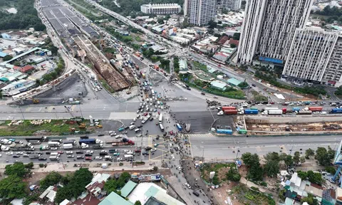 Nút giao An Phú dự kiến chậm tiến độ 12 tháng: Chủ tịch UBND TP.HCM yêu cầu làm xong vào cuối 2025