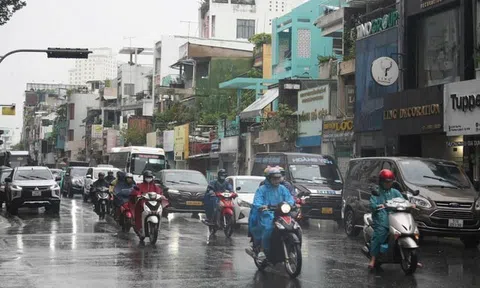 Thời tiết TP HCM hôm nay 23-8: Chuẩn bị kỹ trước khi ra đường bắt đầu từ chiều tối